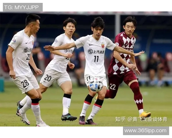 上海上港迎战神户顺利决战亚冠赛场激烈对决引发球迷热议