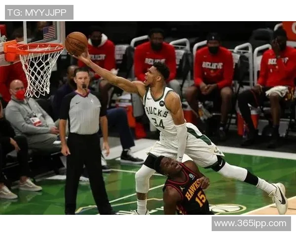 字母哥愤怒撕毁球衣雄鹿惨败后更衣室内冲突不断